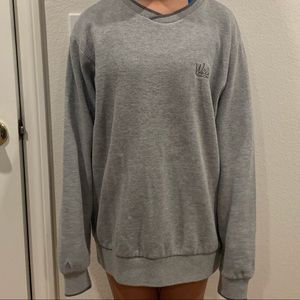 Gray Well Resorts Crewneck